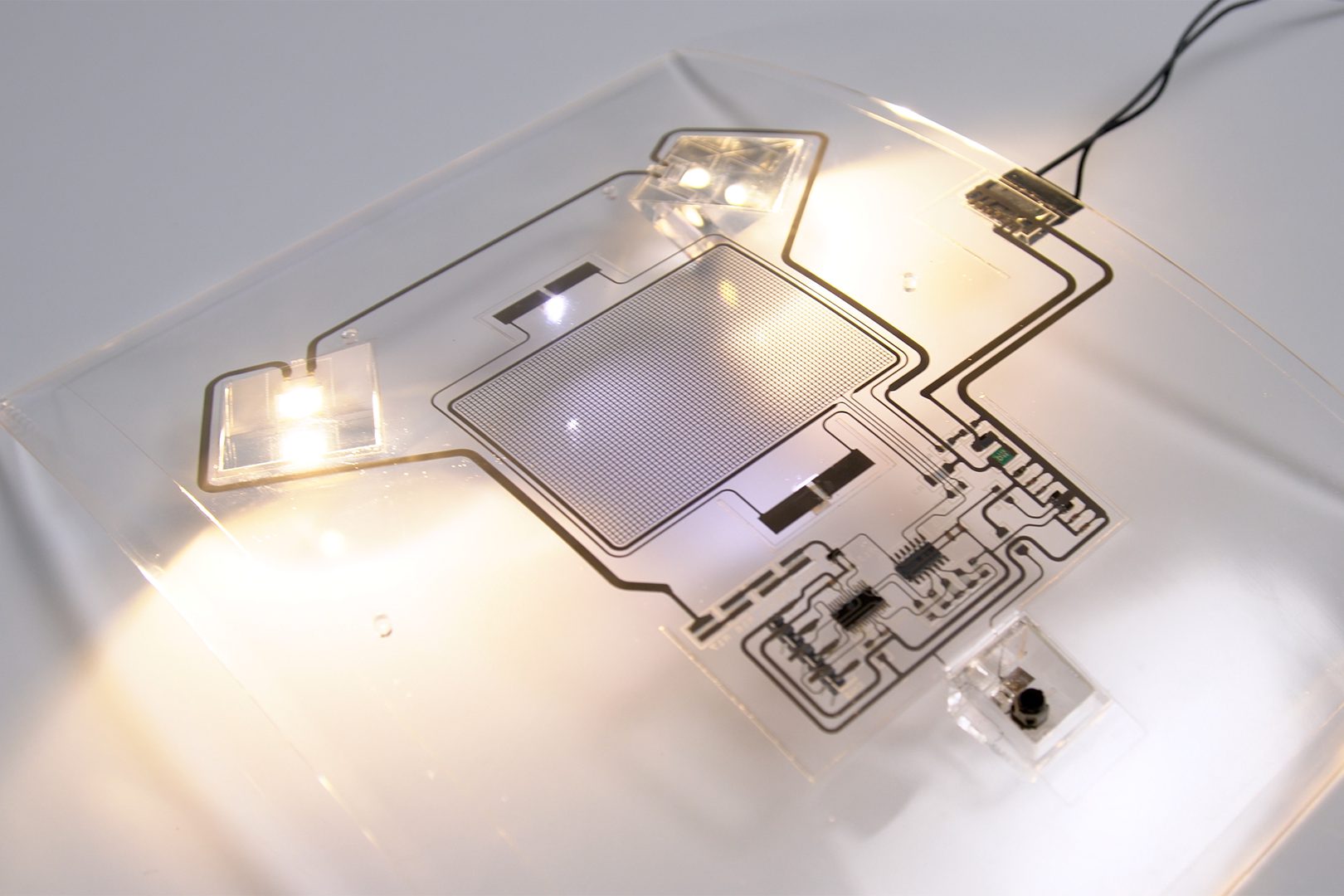 エレファンテック　IMPC®（In-Mold Printed Circuit）ソリューション　